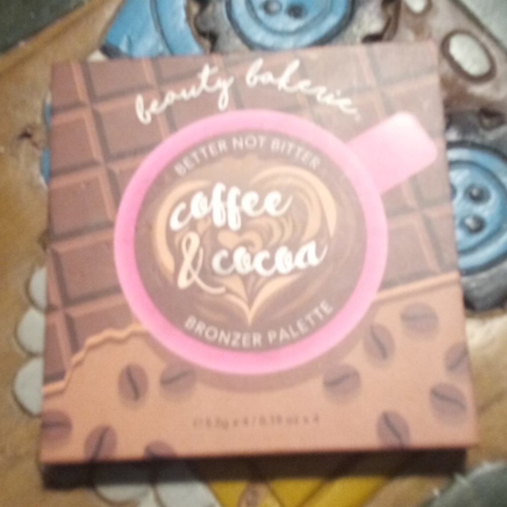 Makeup palette
